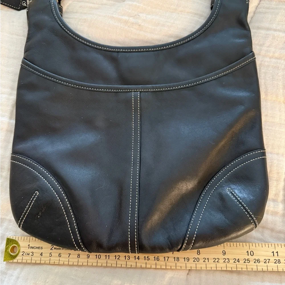Coach Soho Slim Hippie Crossbody 9549 Black Leather Vintage Y2K Timeless Style